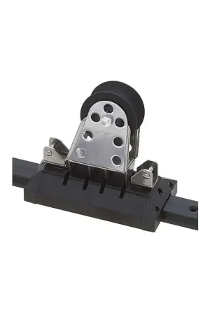 Acquista Ora Carrello Regolabile per Genoa con Puleggia Basculante Viadana - per Rotaia 31mm, Carico di Lavoro 1300kg, Lunghezza 173mm, Design in Lega Leggera Anodizzata Dura