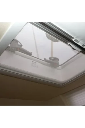 Nuova Collezione Controtelaio PVC Oceanair 20 m - Finitura per SkyScreen con Guarnizione Flessibile Resistente ai Raggi UV, Colore Bianco RAL9016, Altezza Max 45 mm (su Richiesta 100 mm)