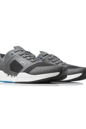 Ultime Pezzi Scarpe Fuze grigio scuro di Zhik - Comfort e aderenza per nautica e banchina con sistema di drenaggio unidirezionale