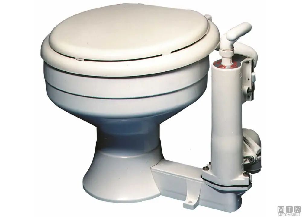 Esclusivo Toilet rm69 regata