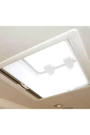 Tenda oscurante e zanzariera avvolgibili DOMETIC SkyScreen Roller Recessed – installate incassate e a filo celino Quantità Limitata